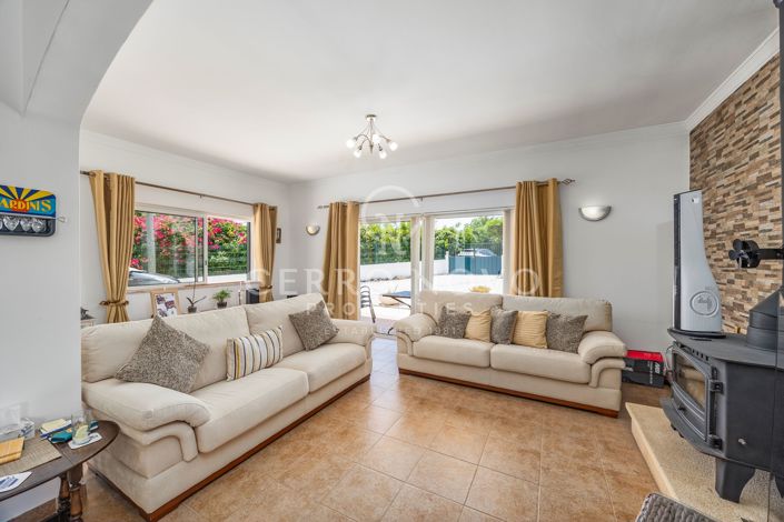 Image No.20-3 Bed Villa for sale