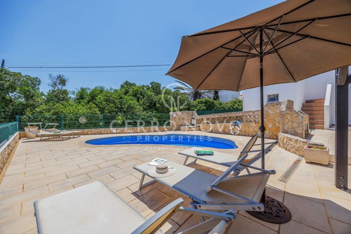 Image No.27-3 Bed Villa for sale