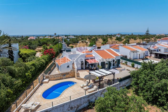 Image No.38-3 Bed Villa for sale