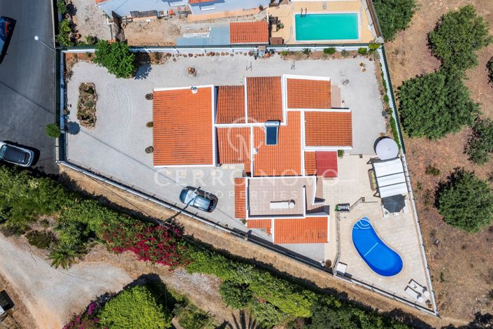 Image No.40-3 Bed Villa for sale