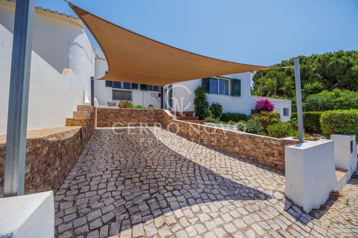 Image No.15-2 Bed Villa for sale