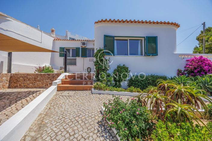 Image No.16-2 Bed Villa for sale