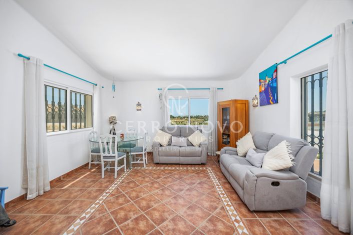 Image No.23-2 Bed Villa for sale