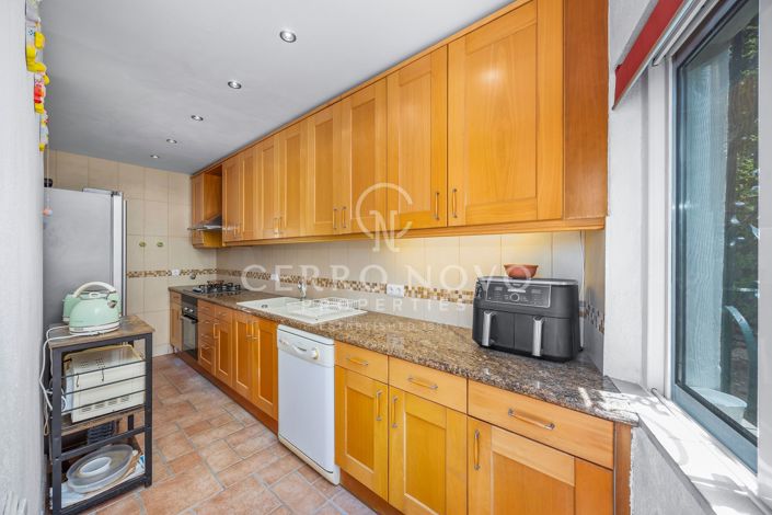 Image No.24-2 Bed Villa for sale