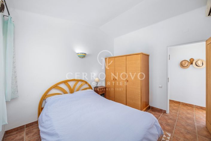Image No.25-2 Bed Villa for sale