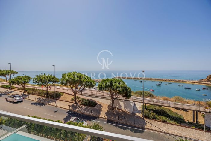 Image No.33-3 Bed Apartment for sale
