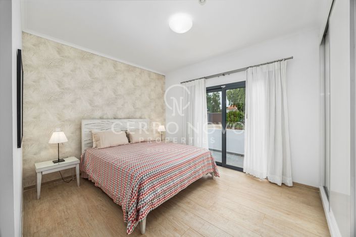 Image No.13-6 Bed Villa for sale