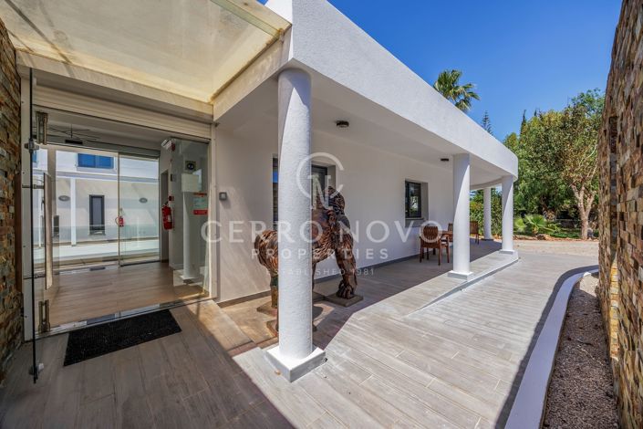 Image No.21-6 Bed Villa for sale