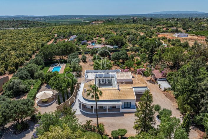 Image No.34-6 Bed Villa for sale
