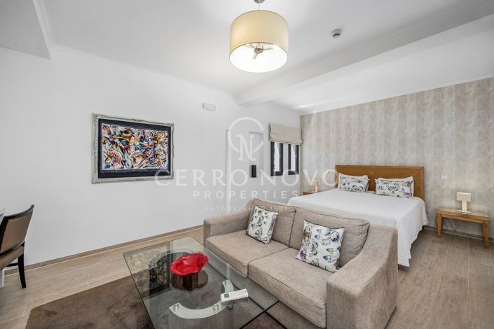 Image No.4-6 Bed Villa for sale