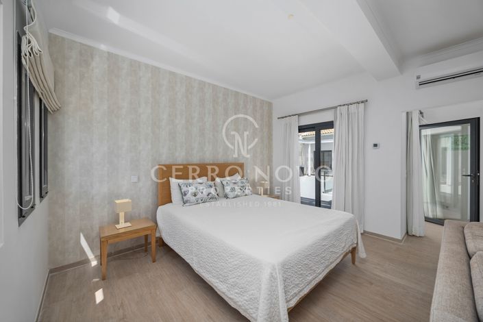 Image No.7-6 Bed Villa for sale