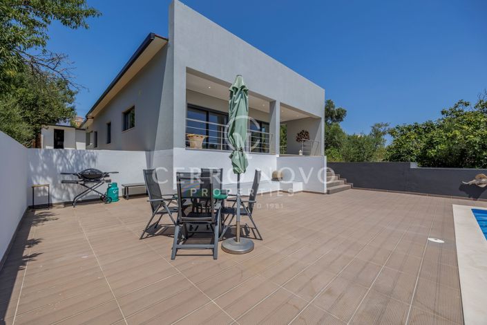Image No.19-3 Bed Villa for sale