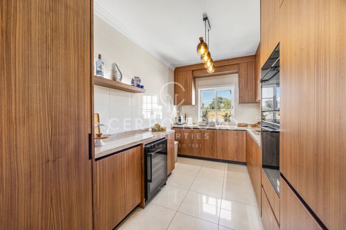 Image No.13-3 Bed Apartment for sale