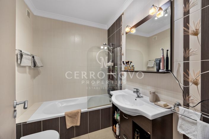 Image No.17-3 Bed Apartment for sale
