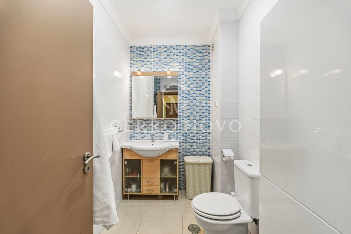 Image No.24-3 Bed Apartment for sale