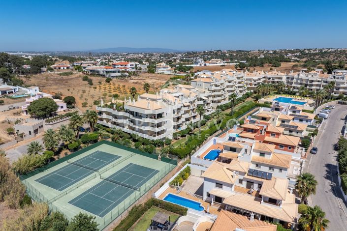 Image No.40-3 Bed Apartment for sale