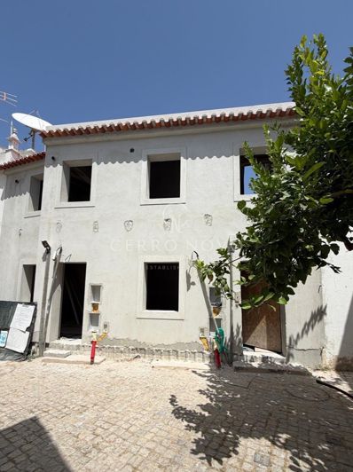 Image No.8-4 Bed Townhouse for sale