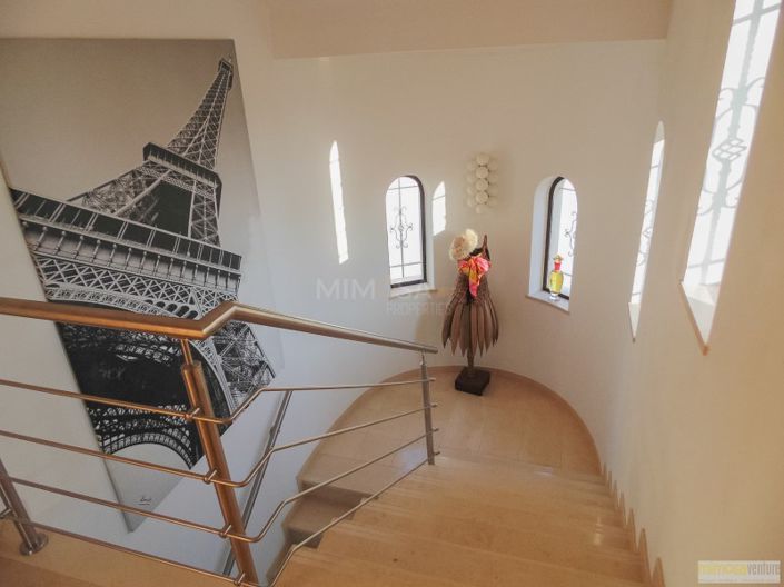 Image No.16-4 Bed House for sale