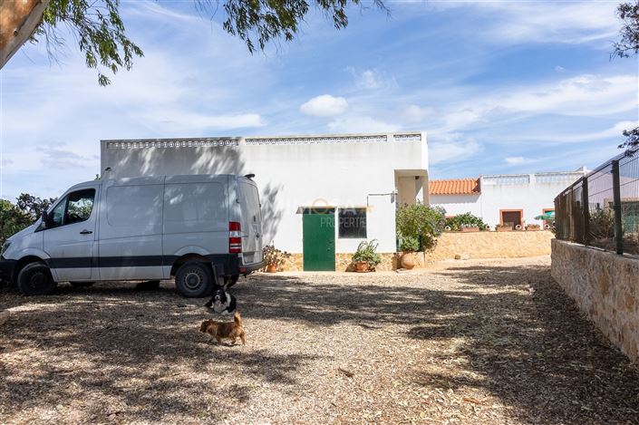 Image No.4-3 Bed Farmhouse for sale