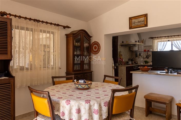 Image No.10-3 Bed Farmhouse for sale