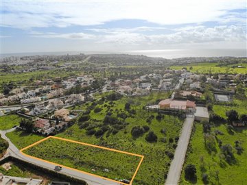 1 - Lagos, Property