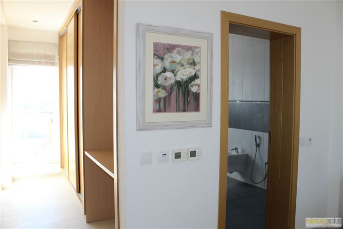 Image No.12-4 Bed House for sale