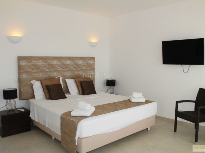 Image No.16-4 Bed House for sale