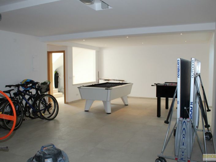 Image No.22-4 Bed House for sale