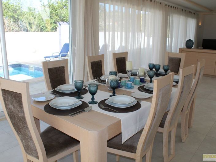 Image No.6-4 Bed House for sale