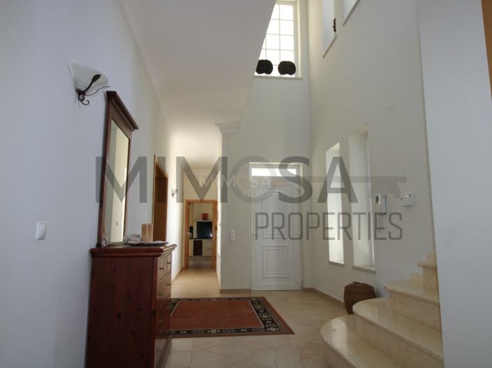 Image No.10-4 Bed House for sale
