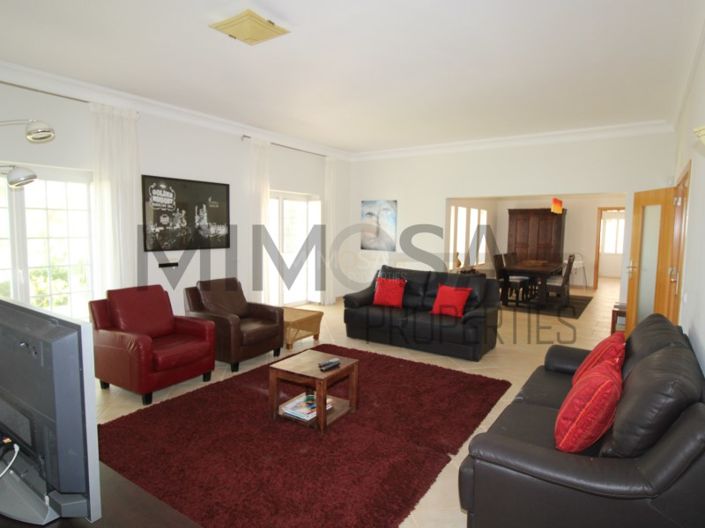 Image No.12-4 Bed House for sale
