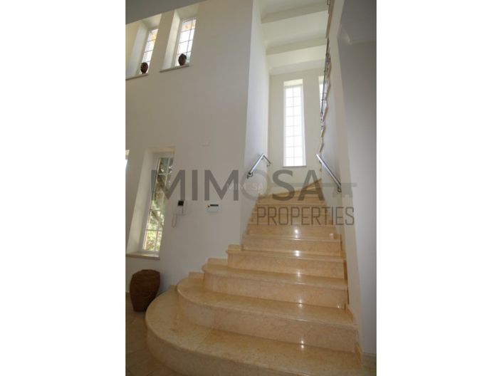 Image No.29-4 Bed House for sale