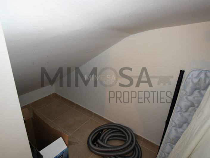 Image No.32-4 Bed House for sale