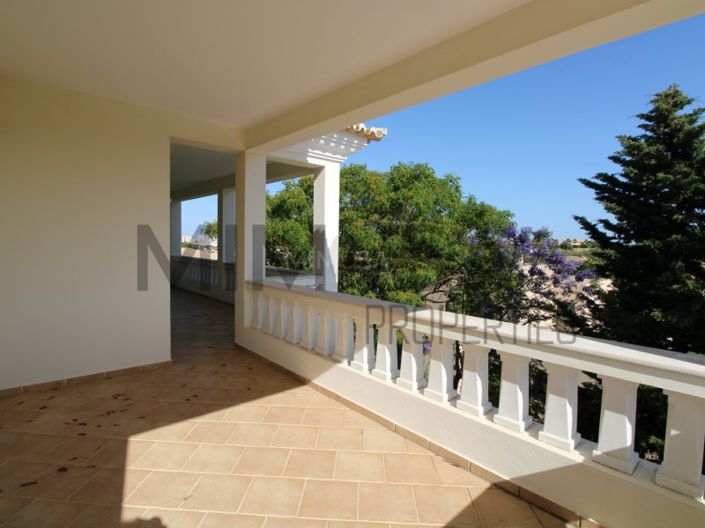 Image No.49-4 Bed House for sale