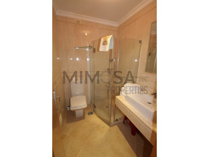 Image No.50-4 Bed House for sale