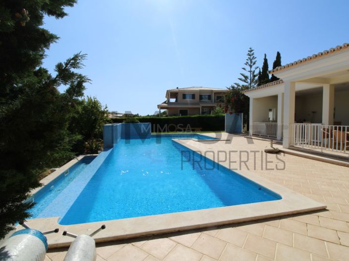 Image No.9-4 Bed House for sale