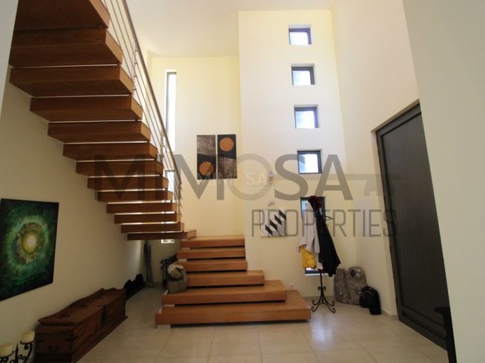 Image No.13-4 Bed House for sale