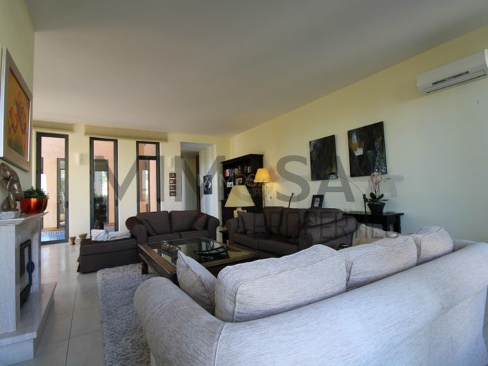 Image No.19-4 Bed House for sale