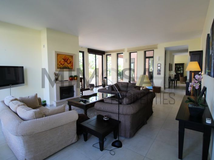 Image No.22-4 Bed House for sale