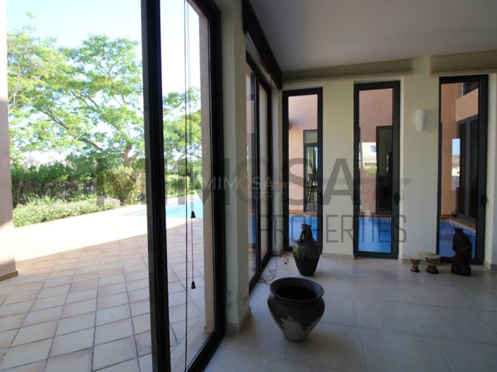 Image No.28-4 Bed House for sale