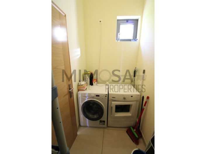 Image No.41-4 Bed House for sale