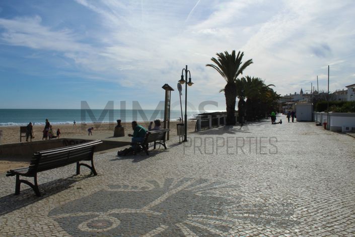 Image No.11-2 Bed Flat for sale