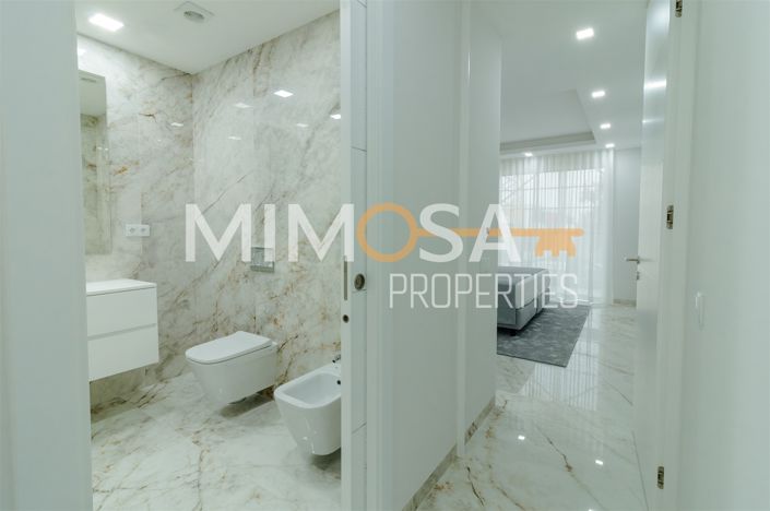 Image No.18-2 Bed Flat for sale