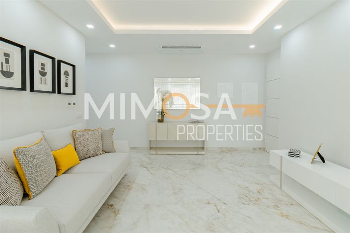 Image No.8-2 Bed Flat for sale