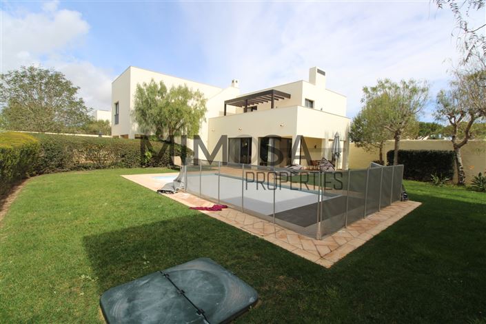 Image No.1-Propriété de 2 chambres à vendre à Sagres