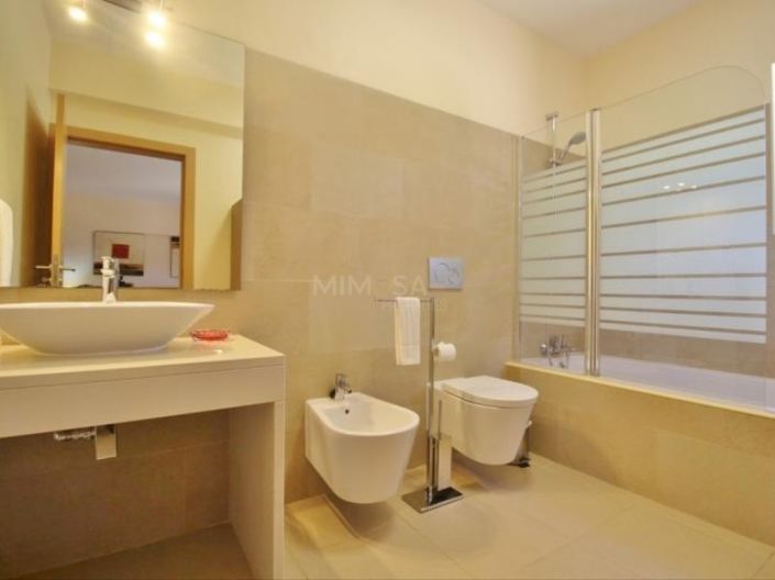 Image No.13-5 Bed House for sale