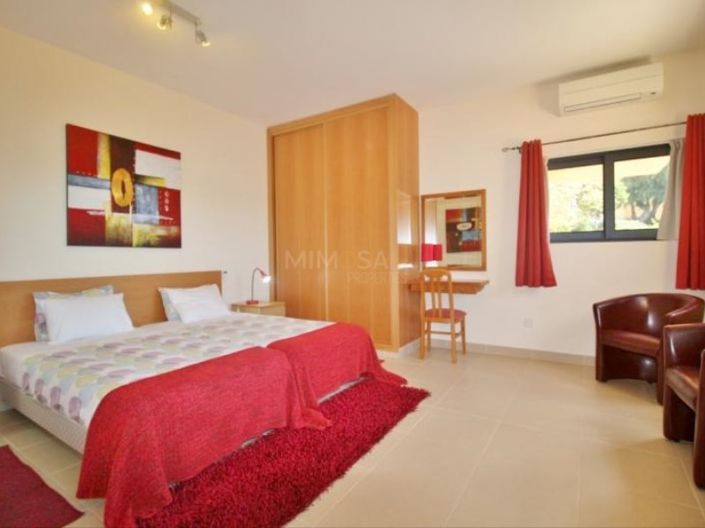 Image No.14-5 Bed House for sale
