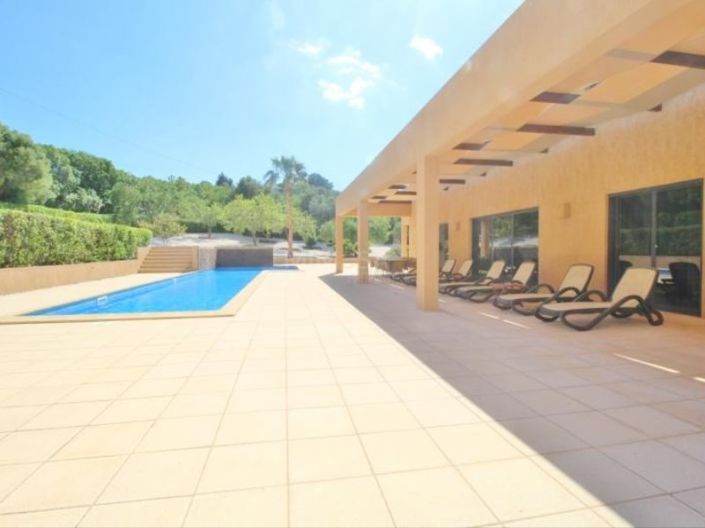 Image No.3-5 Bed House for sale