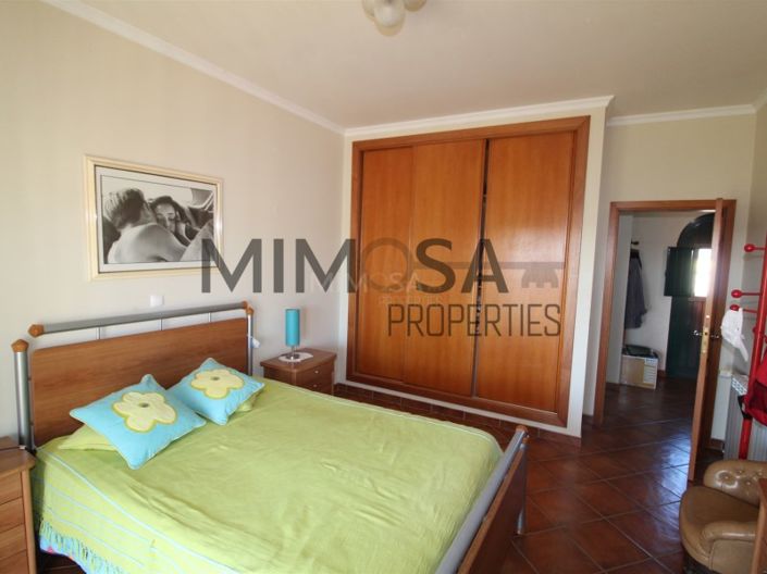 Image No.13-3 Bed House for sale
