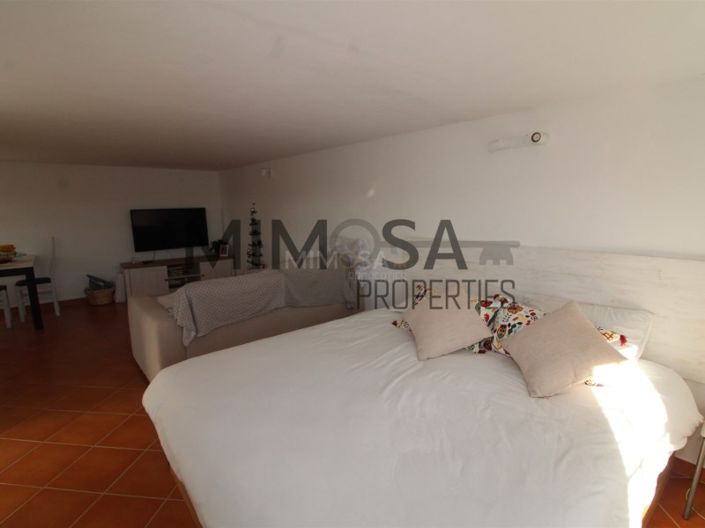 Image No.23-3 Bed House for sale